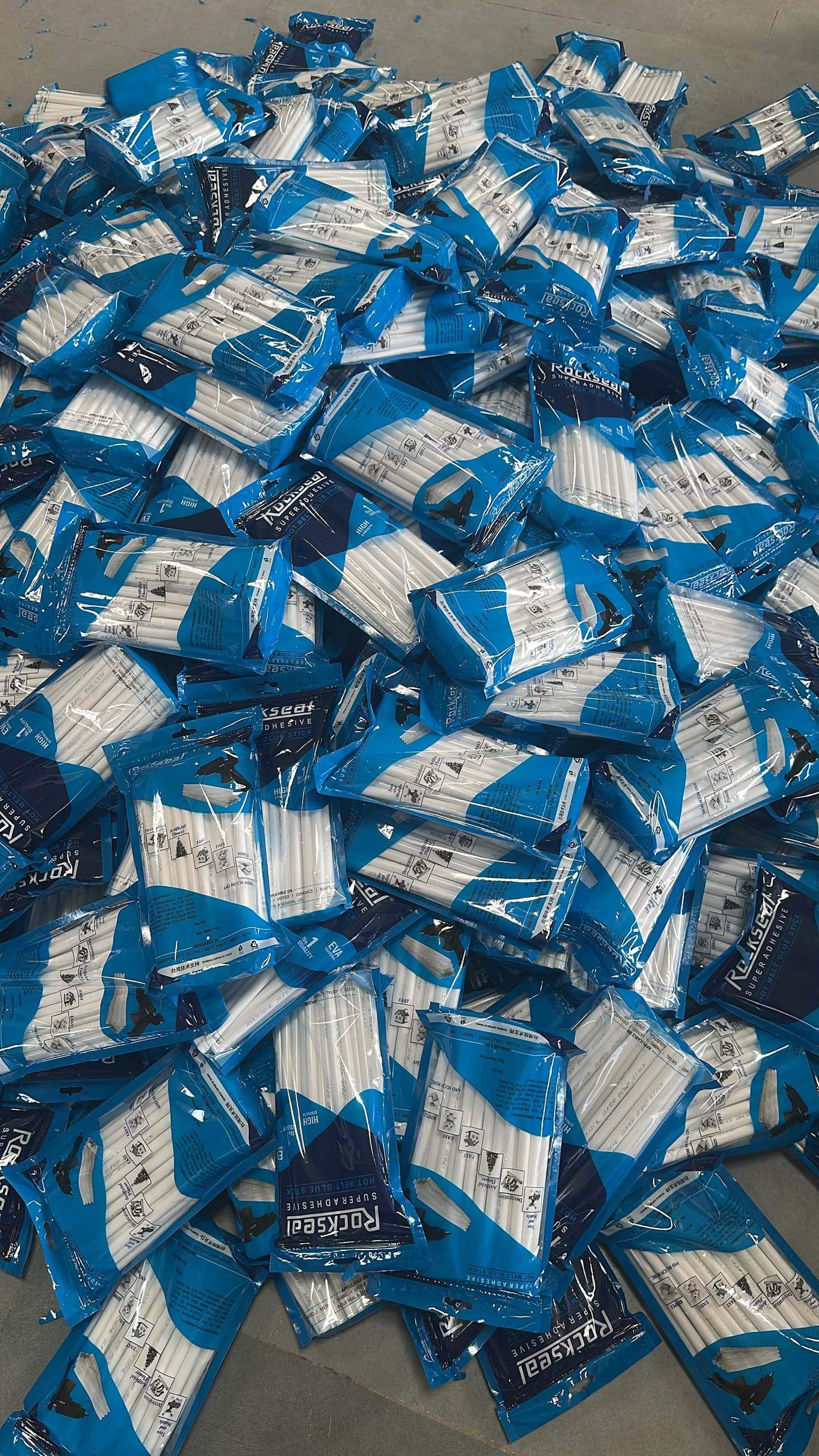 Mass Packaging Ready Pouches Stock